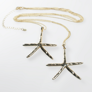 Collar largo con estrellas de mar